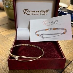 Ronaldo 2 tone pearl Braclet